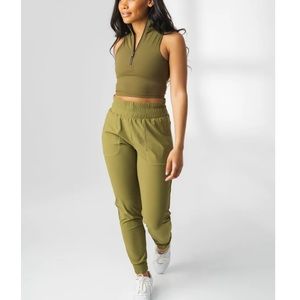 Vitality (Balance Athletica) Women’s Swift Jogger size small.